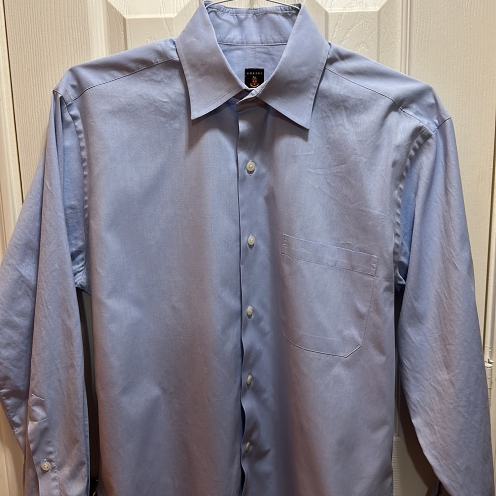 Robert Talbott 100% cotton Pinpoint dress shirt. Straight collar/ LS 15 1/2 x 33